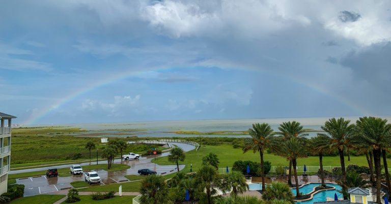 When to Take PTO to Maximize Vacation